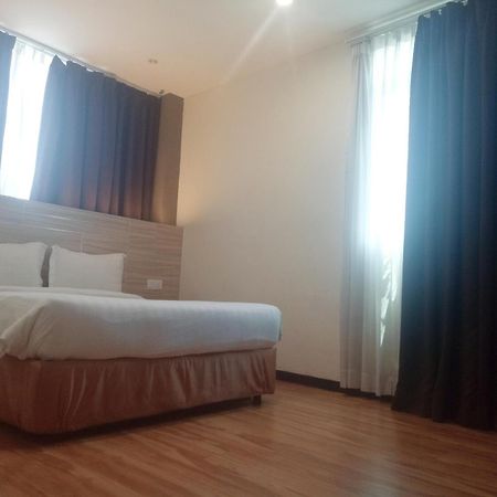 U Design Hotel Μπουκίτ Μερταχάμ Εξωτερικό φωτογραφία